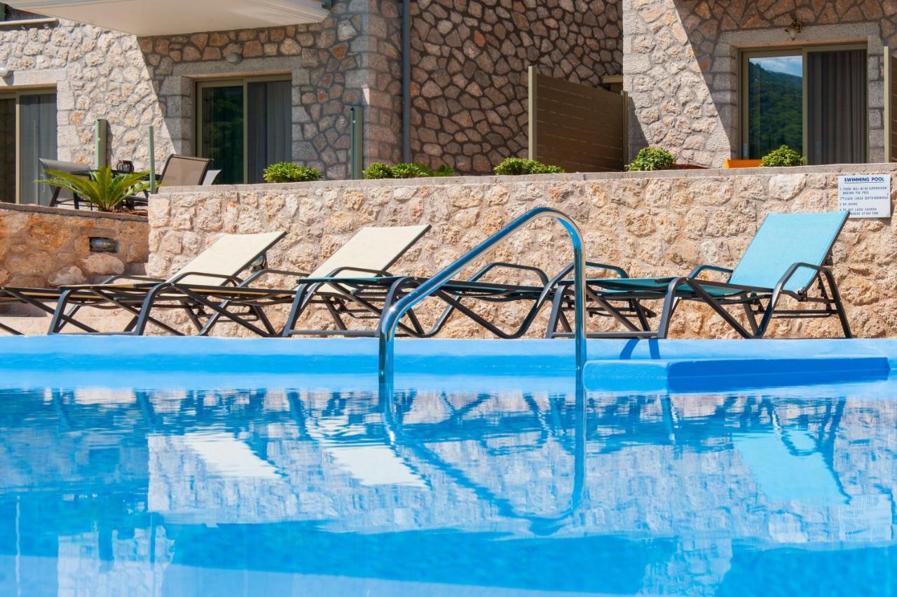 Milos Mountain - Villa Nikitas Agios Nikitas Exterior photo