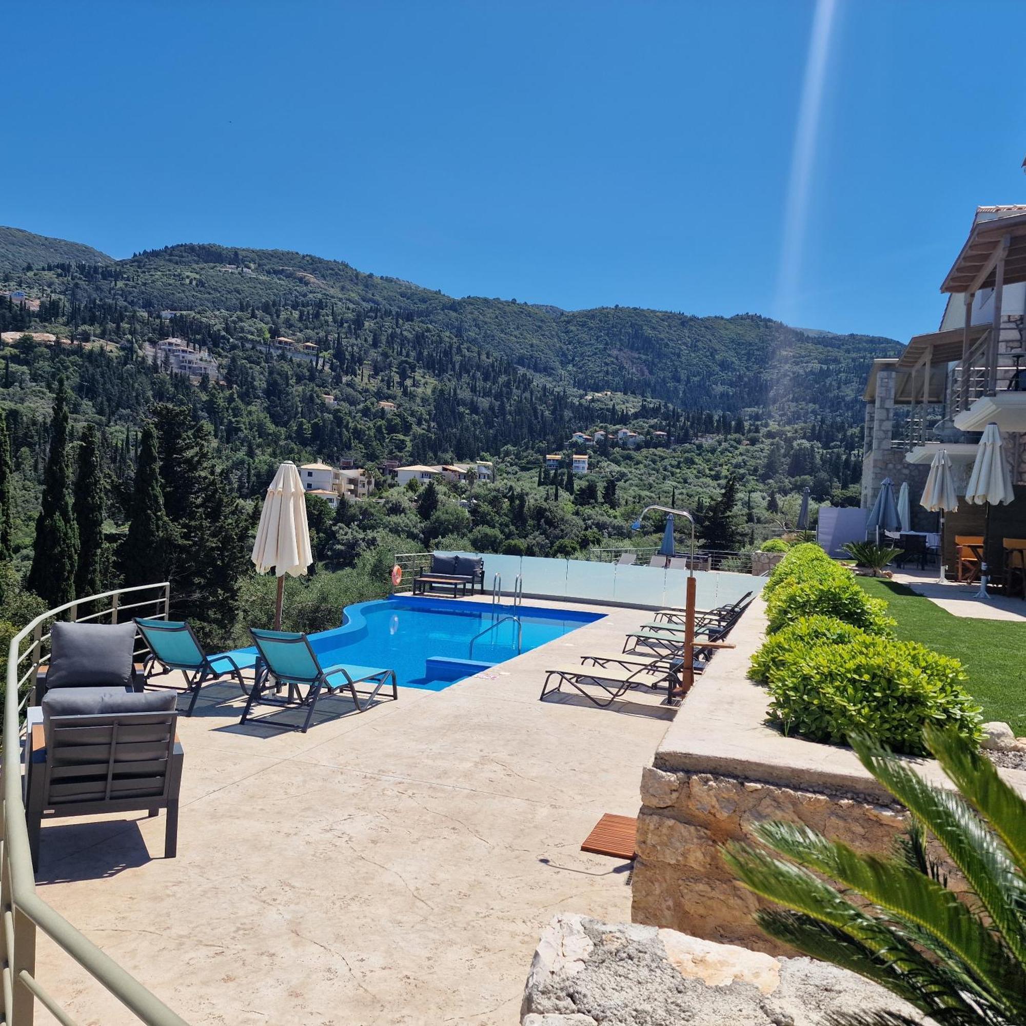 Milos Mountain - Villa Nikitas Agios Nikitas Exterior photo